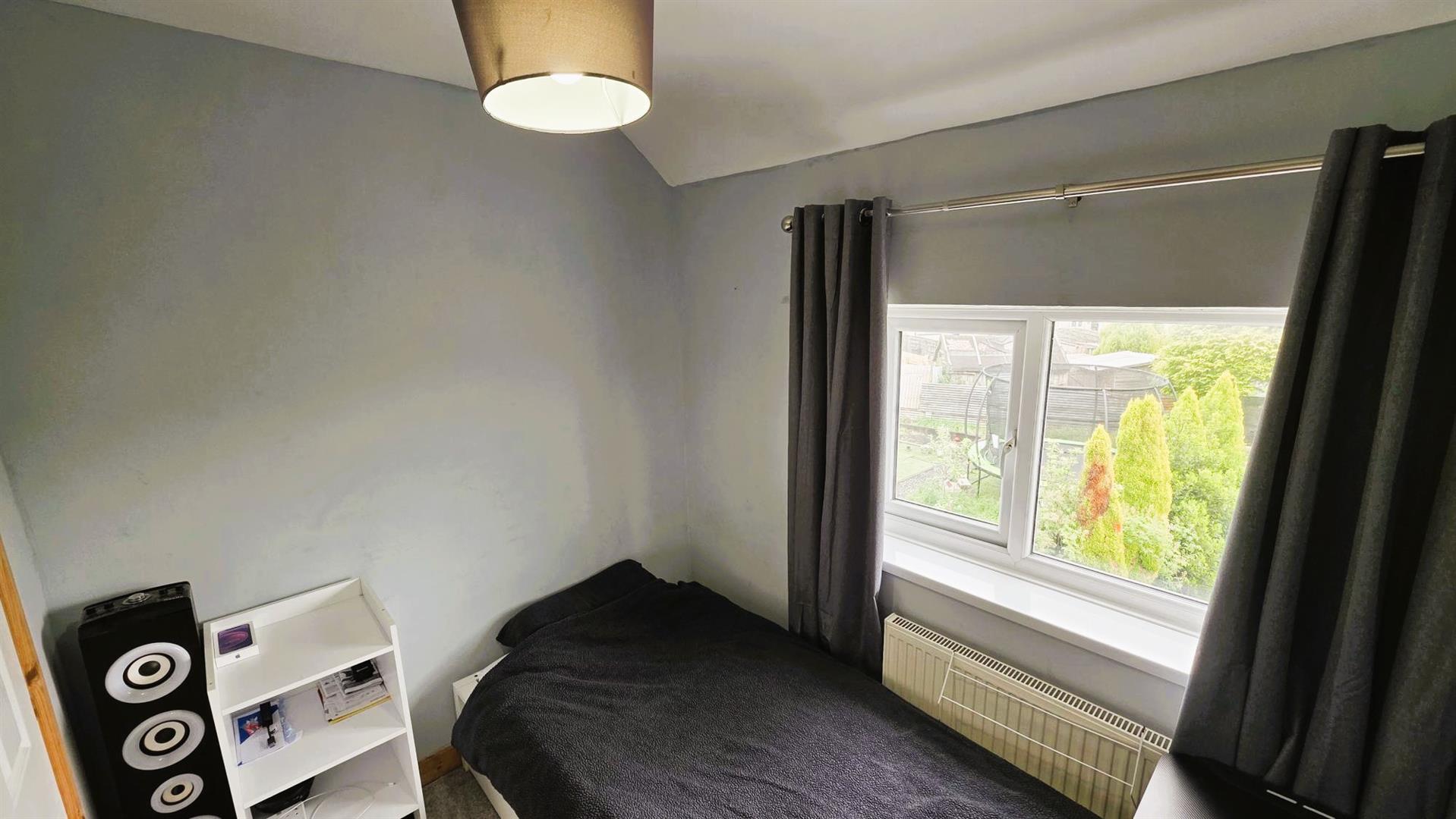 School Road, Llanelli, SA15 2AU